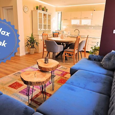 Central Single House With Parking-Top Location! Novalja Εξωτερικό φωτογραφία